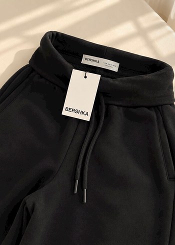 Bershka Bershk Kivrimli Esofman