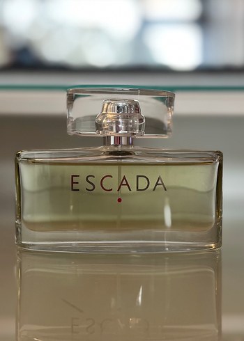 Escada Signature