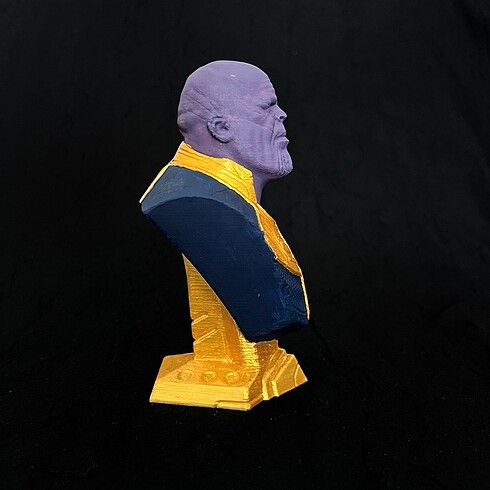 Thanos