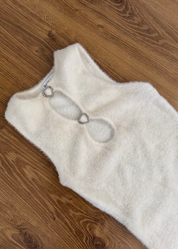 Beyaz Halter Yaka Mini Elbise tüylü yünlü kalp taşlı - Görsel 5