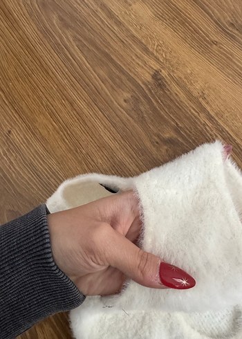 Beyaz Halter Yaka Mini Elbise tüylü yünlü kalp taşlı - Görsel 6