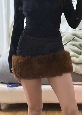 Kahverengi Süet ve Kürklü Mini Etek - Görsel 2