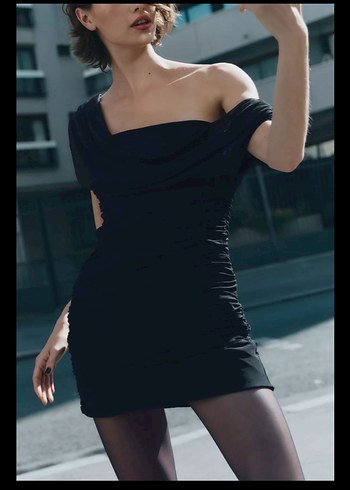 Siyah Drapeli Uzun Abiye Elbise taşlı tül - Görsel 2