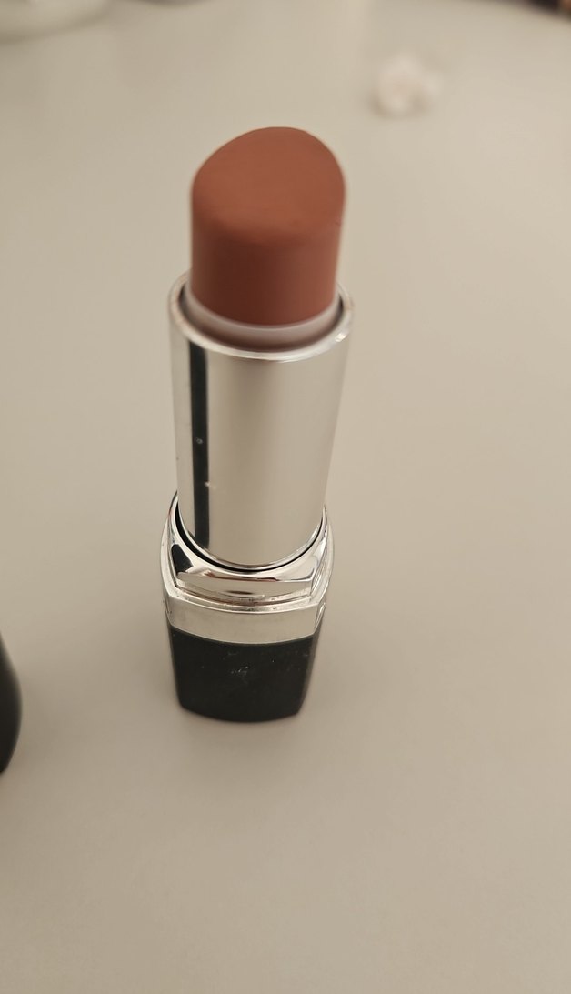 AVON  Ruj - Görsel 4