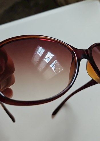 Kahverengi Tokalı Kadın Güneş Gözlüğü - Görsel 4