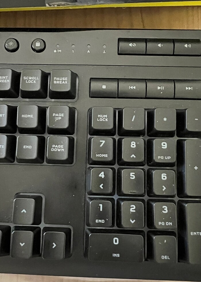 Corsair keyboard - Görsel 4