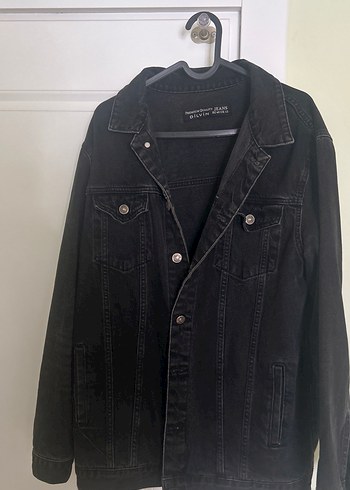 Siyah Düğmeli Kadın Denim Ceket