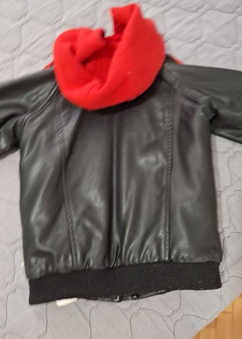 Kapüşonlu Kırmızı Siyah Deri Erkek Çocuk Mont - Görsel 5