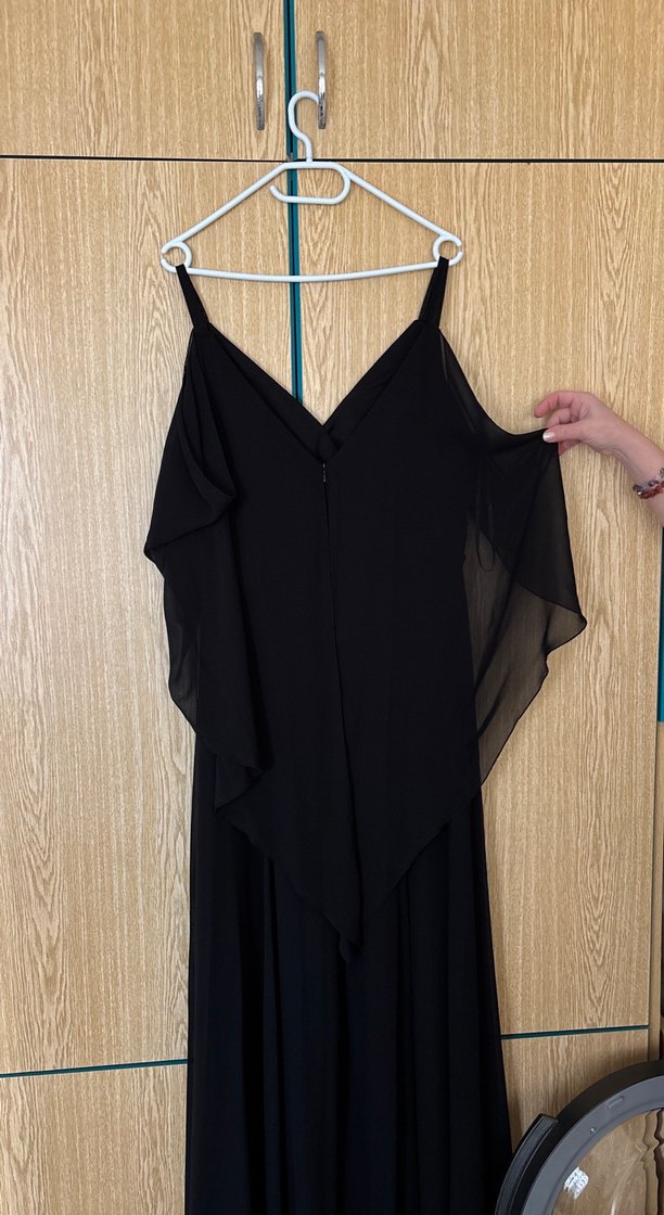 Uzun Siyah V Yakalı Gotik Abiye Elbise - Görsel 2