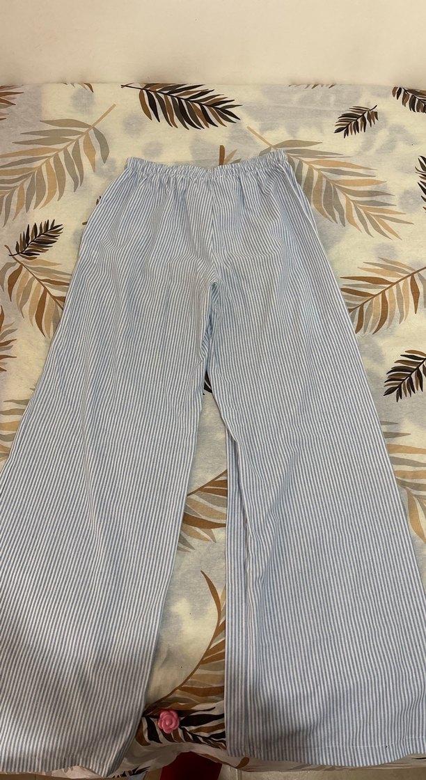 Gri Çizgili Bol Kesim Kadın Pantolon - Görsel 2