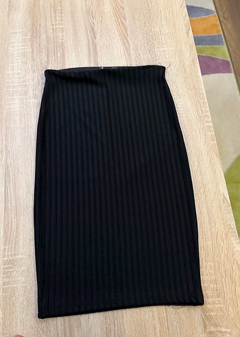 Kadın Siyah Piliseli Midi Kalem Etek - Görsel 2