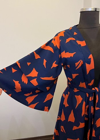 Uzun Kesim Lacivert Turuncu Kadın Kimono - Görsel 2
