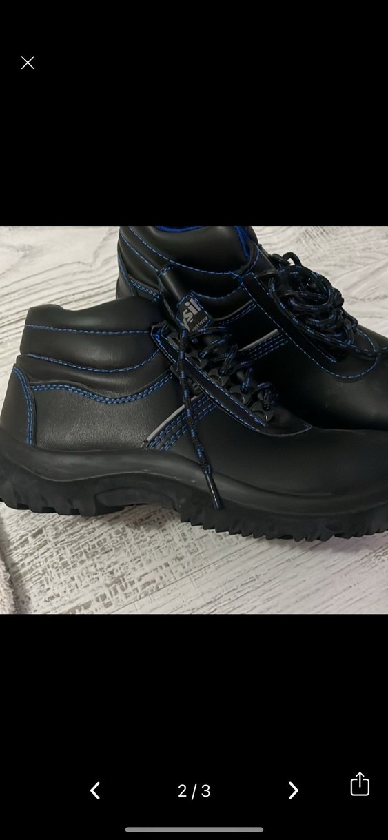 Siyah Bot - Görsel 3