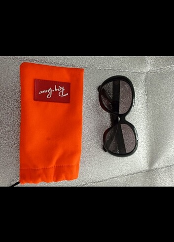 Beden Çocuk Güneş gözlüğü rayban