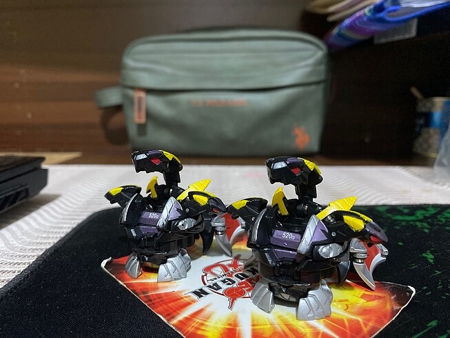Bakugan darkus knight percival