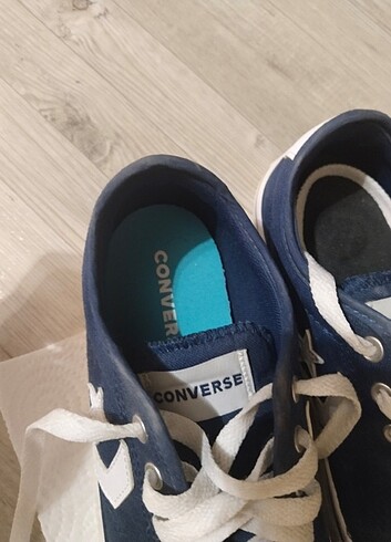 37,5 Beden Converse ayakkabı