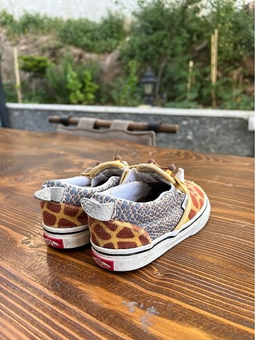 Bebek vans