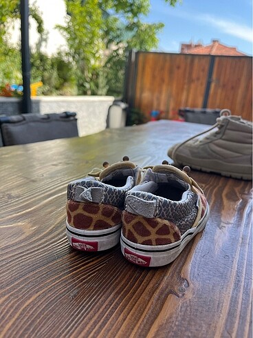 22 Beden çeşitli Renk Bebek vans
