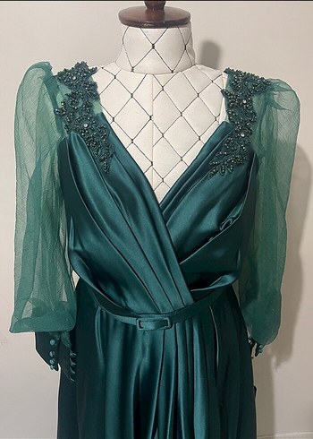 Yeşil İşlemeli Uzun Abiye Elbise - Görsel 5