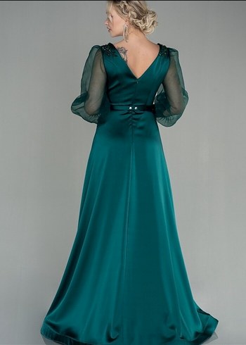 Yeşil İşlemeli Uzun Abiye Elbise - Görsel 4