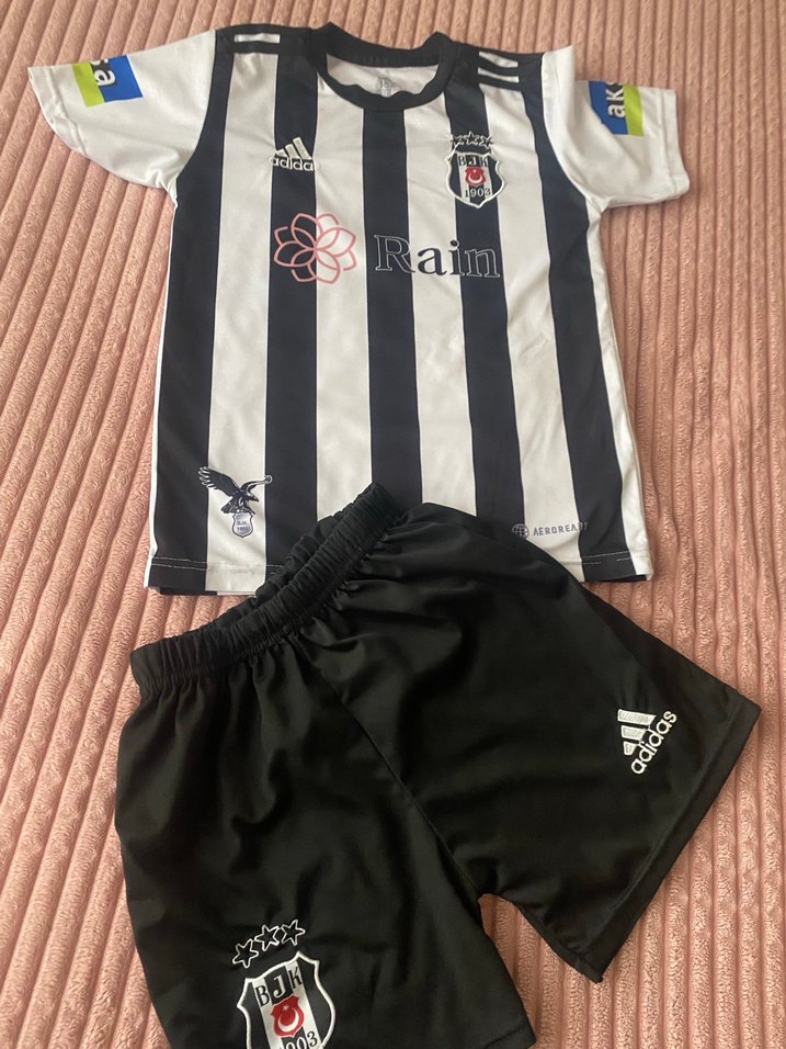 10yaş Çocuk Beşiktaş  Siyah-Beyaz Forma ve Şort - Görsel 2