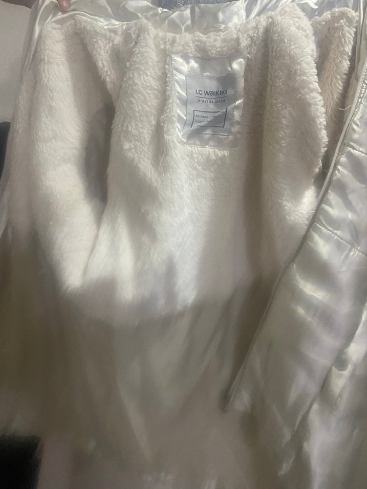 Beyaz Parlak Midi Kız çocuk mont - Görsel 5