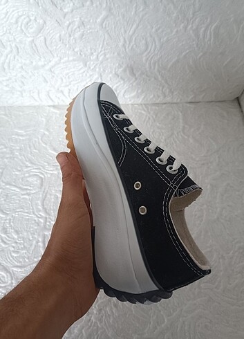 Converse a kalite sıfır kutusundan geliyor