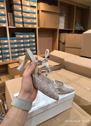 Zara topuklu abiye ayakkabı 9 cm