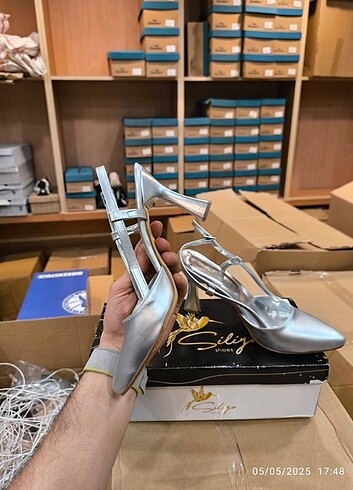Zara topuklu abiye ayakkabı 9 cm