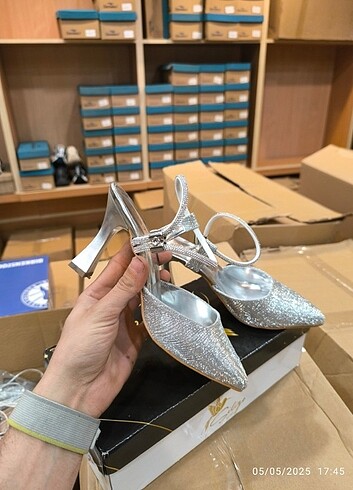 Zara topuklu abiye ayakkabı 9 cm