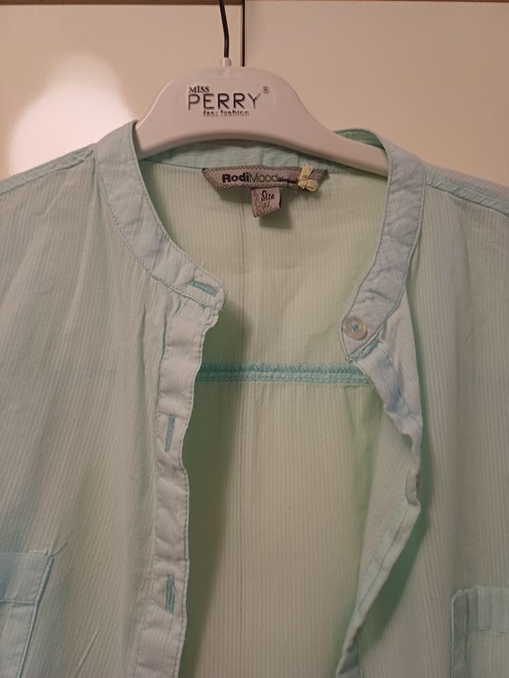 Düğmeli Kısa Kollu Rahat Hakim yaka Gömlek - Görsel 4