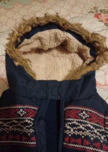 1 yaş erkek bebek kapşonlu içi peluş yelek - Görsel 2