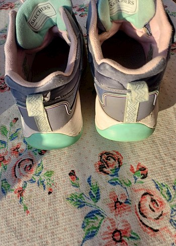 Skechers Kız Çocuk Su geçirmez bot - Görsel 8
