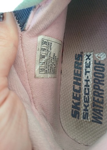 Skechers Kız Çocuk Su geçirmez bot - Görsel 10