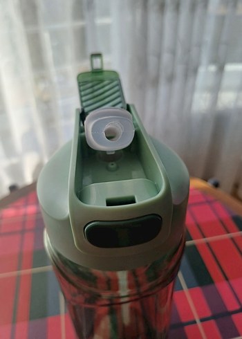 Yeşil Kapaklı pipetli 700 ml suluk - Görsel 4