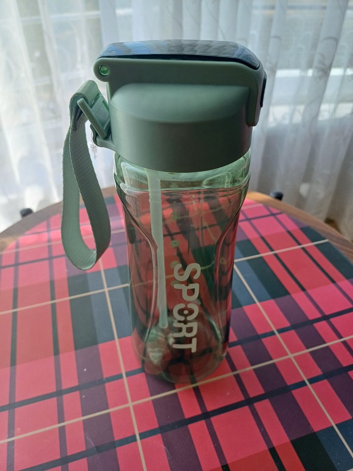 Yeşil Kapaklı pipetli 700 ml suluk - Görsel 3