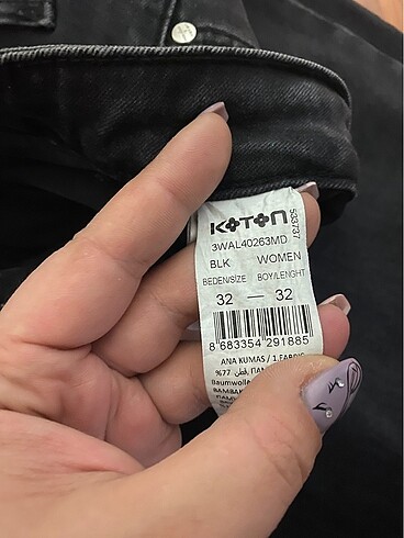 44 Beden Koton Kuş Gözü Detaylı Boru Paça Kot