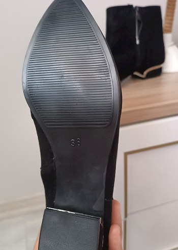 Polaris Siyah Süet Tokalı Kadın Bot