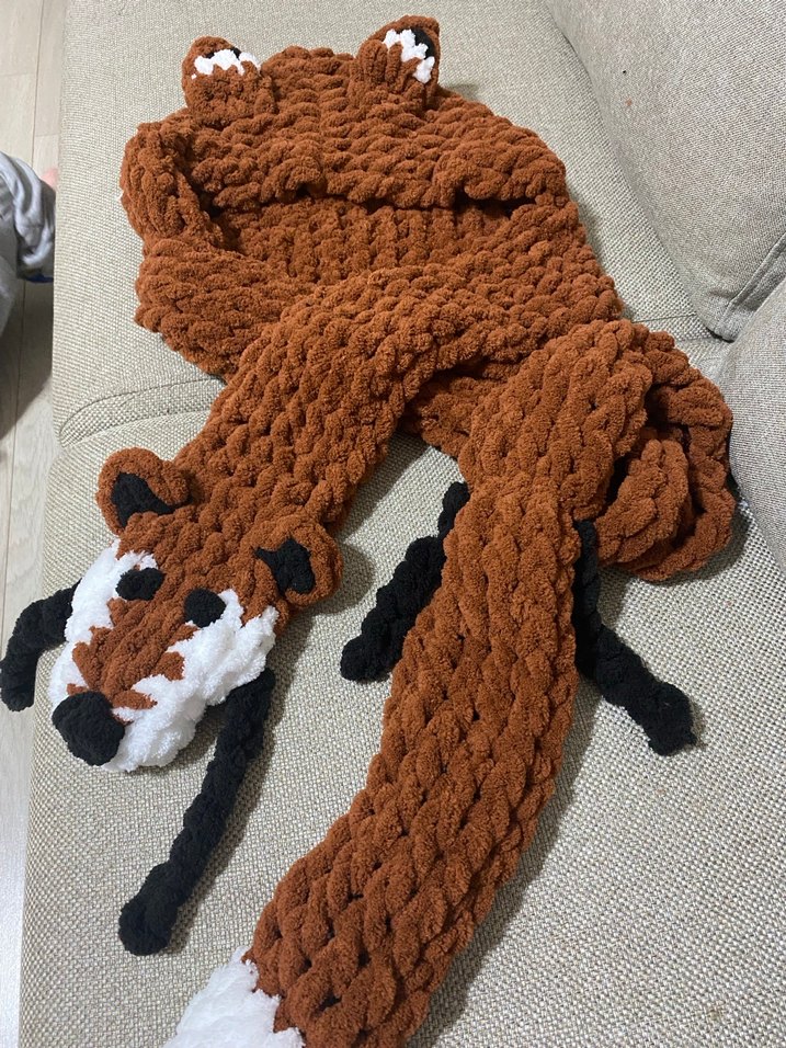 Bohem Tarzı Kahverengi Örgü Çocuk Atkı - Görsel 3