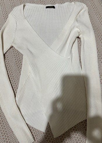 Beyaz V Yaka Kadın Triko Kazak - Görsel 2