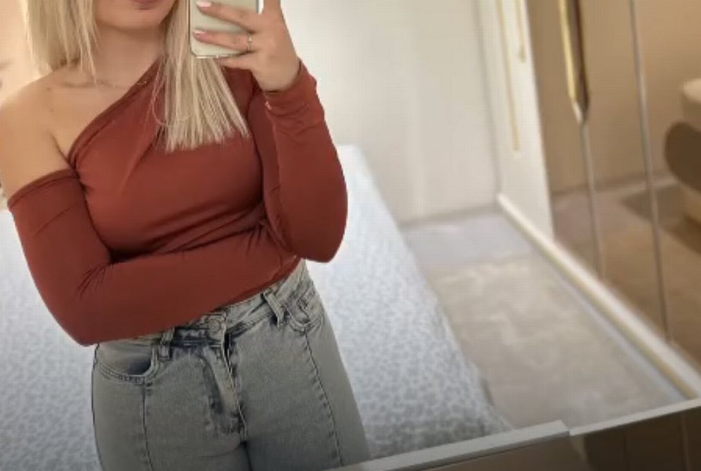 Düşük omuz bluz - Görsel 3