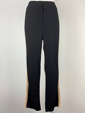 Zara Kumaş Pantolon %70 İndirimli.