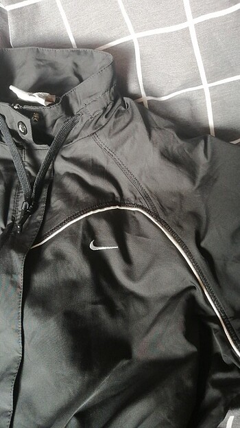 xs Beden Nike yağmurluk