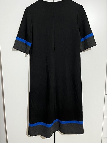 Kısa kollu Siyah elbise - Görsel 4