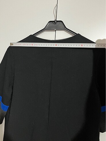 Kısa kollu Siyah elbise - Görsel 6