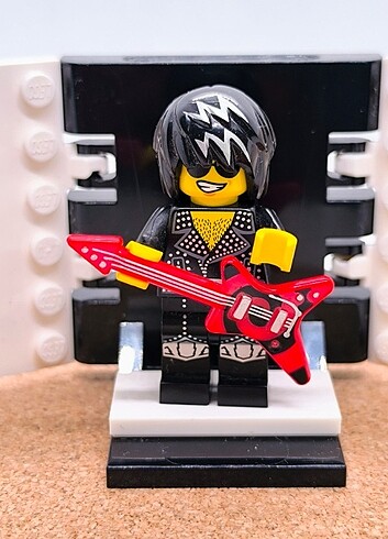 Lego CMF Seri 12 Rock Star