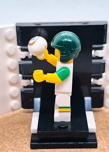 Walt Disney World Lego CMF Seri 19 Rugby Player