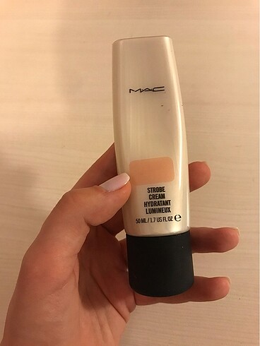 Mac Strobe Cream