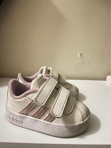 Adidas ayakkabı
