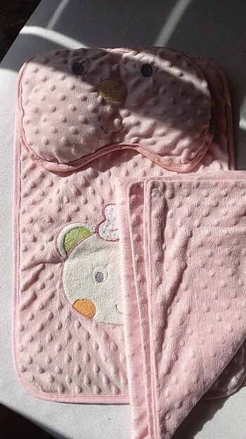 Akyüz Bebe Bebek bakım örtüsü ve battaniye